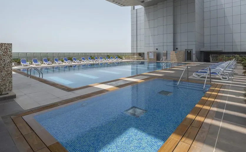 Al Meena Tower: project gallery image 2