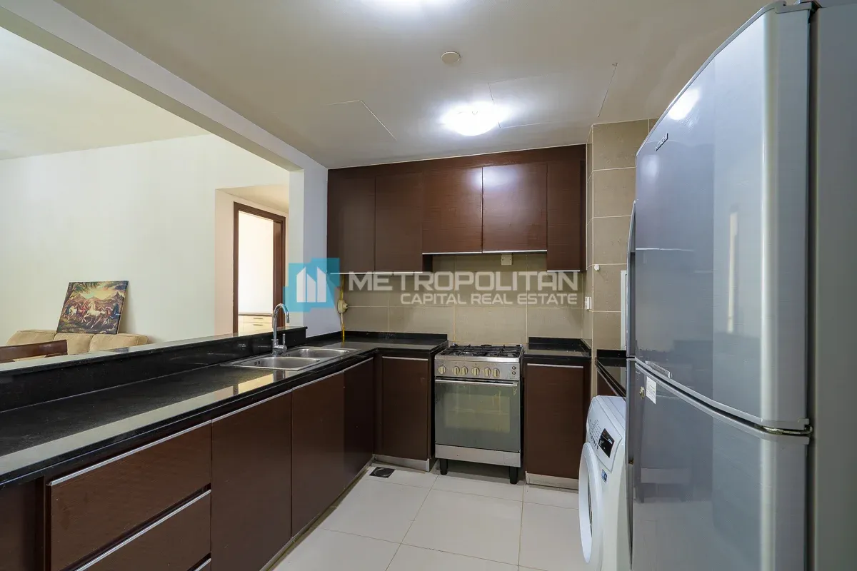 Marina Blue Tower: project gallery image 3