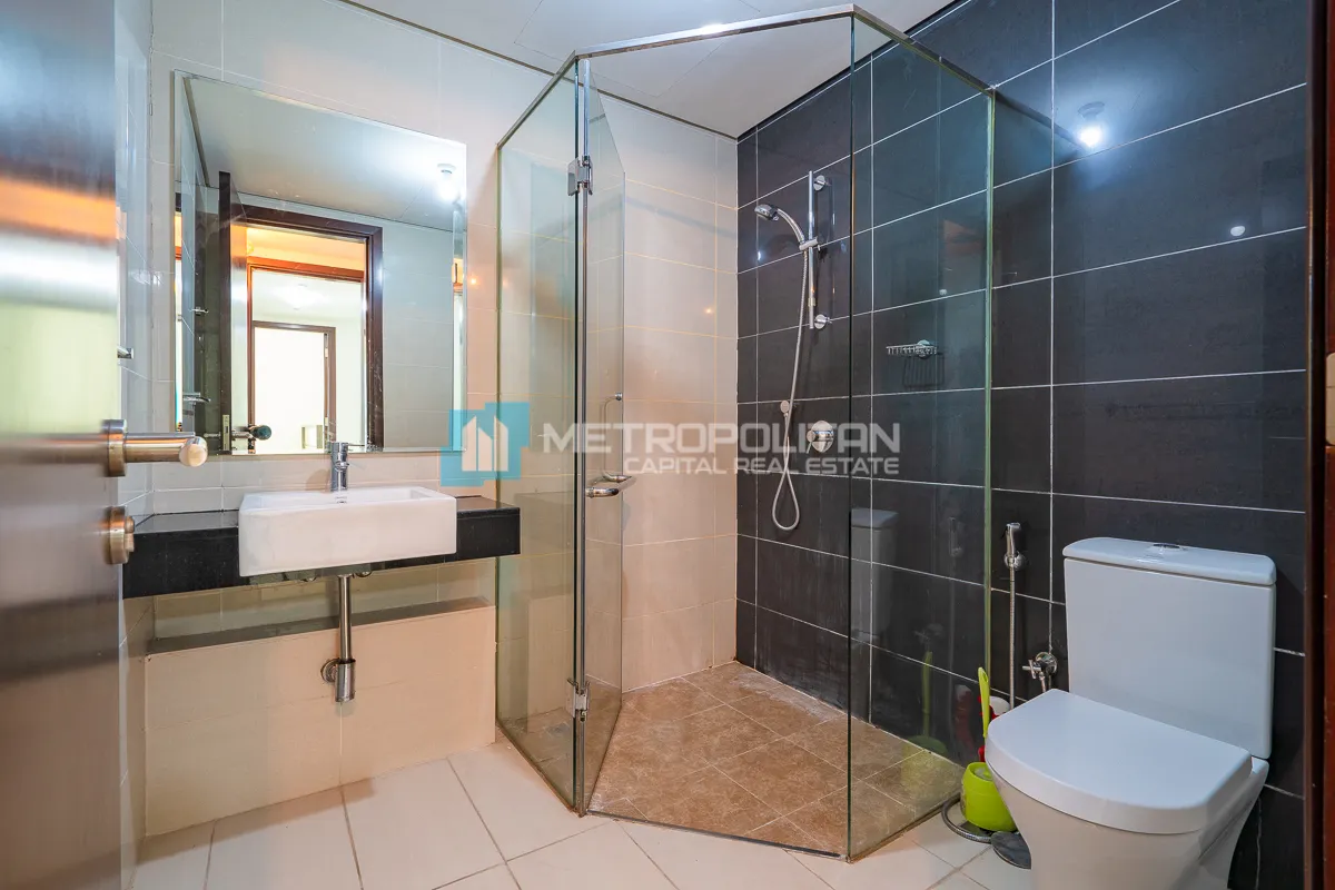 Marina Blue Tower: project gallery image 6