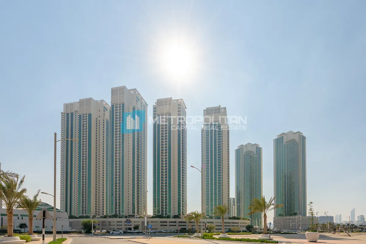 Marina Heights Towers: project gallery image 2
