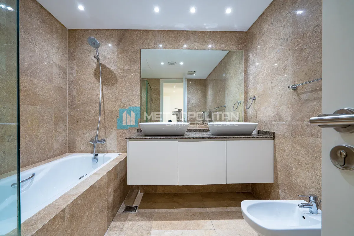 Marina Heights Towers: project gallery image 6