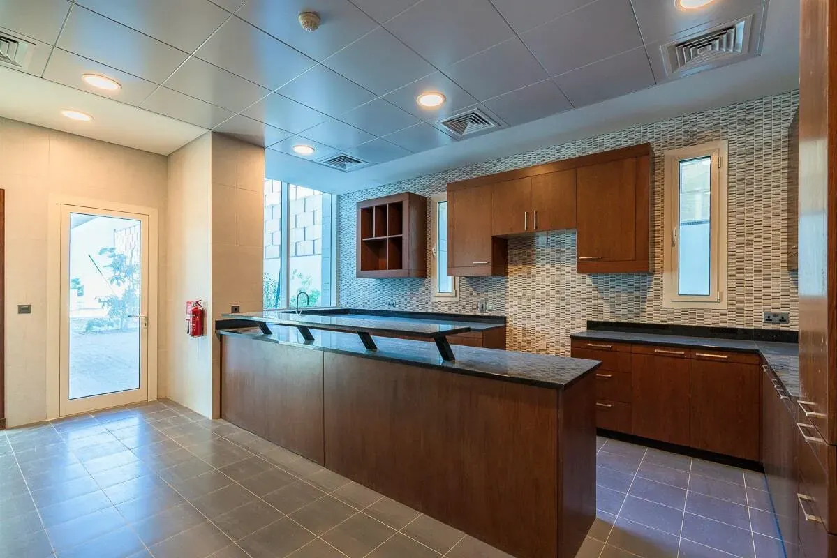 Marina Sunset Bay: project gallery image 19